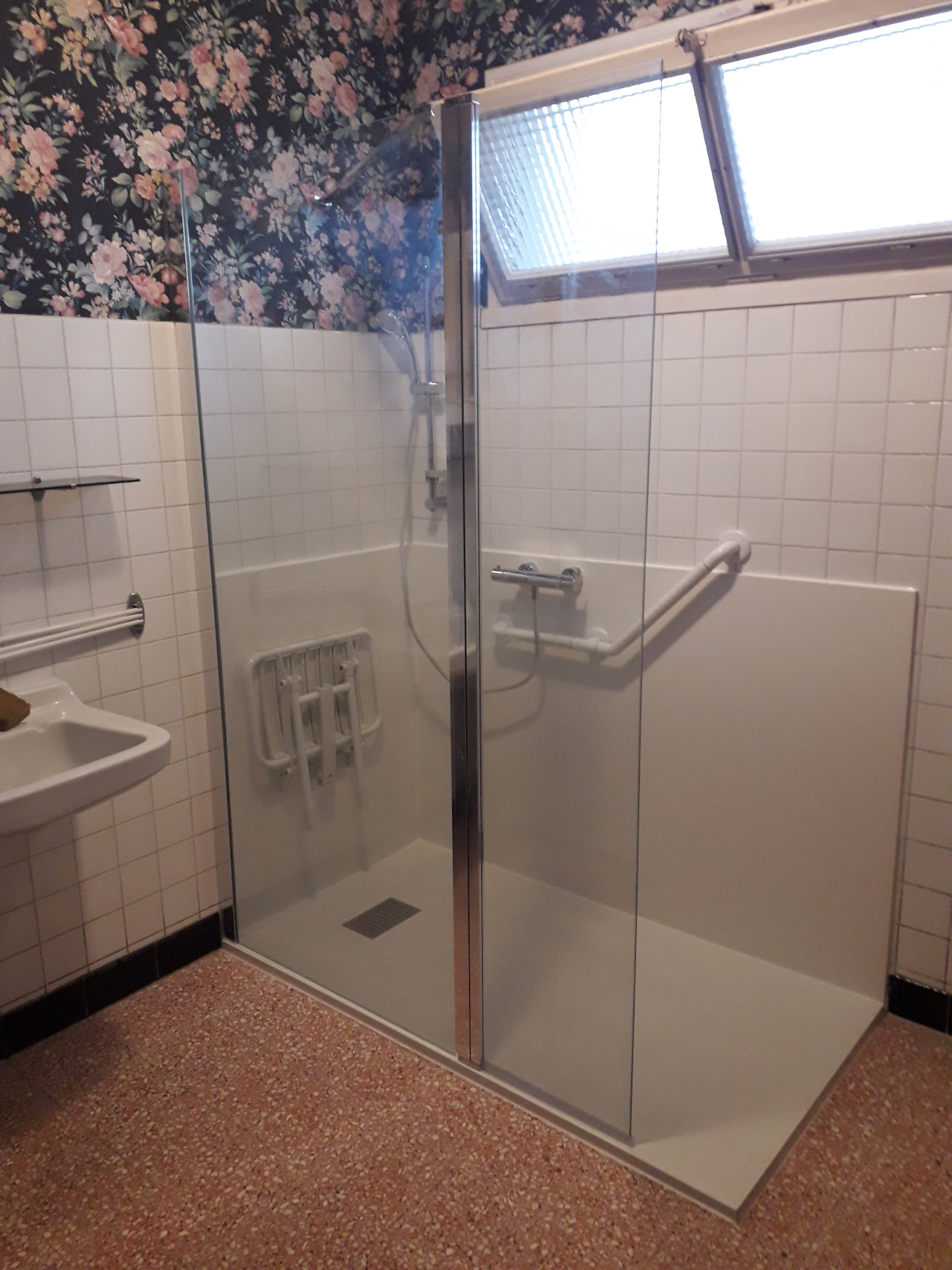 Après aménagement de salle de bain Philippe Roussey